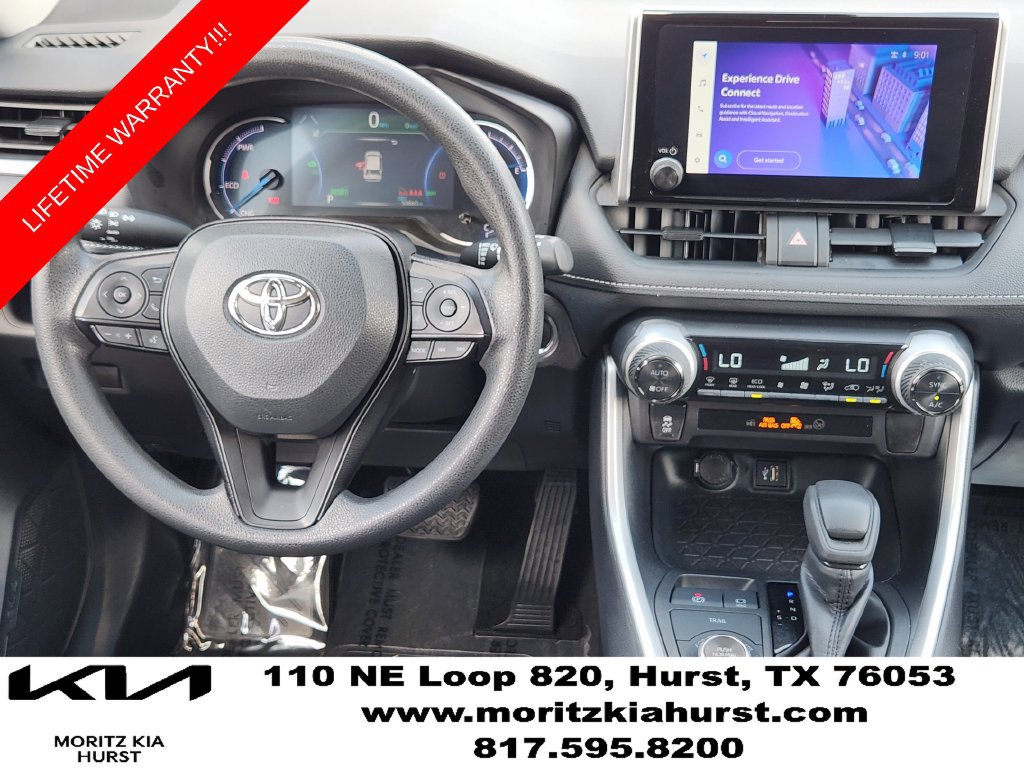 Used 2025 Toyota RAV4 XLE AWD/4WD image 10