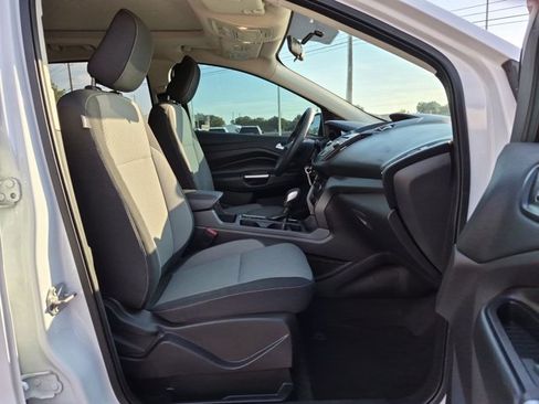 Used 2018 Ford Escape SE FWD image 20