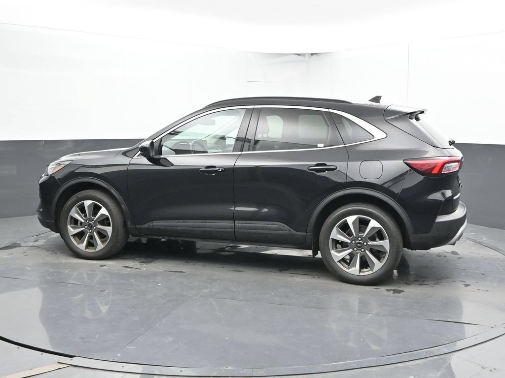 Used 2025 Ford Escape Platinum AWD/4WD image 8