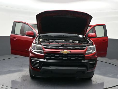 Used 2021 Chevrolet Colorado LT RWD image 36