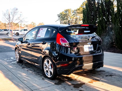 Used 2015 Ford Fiesta ST image 8