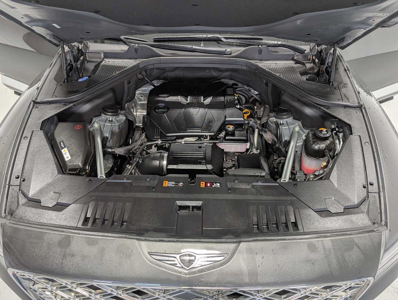 Used 2025 Genesis GV80 2.5T Standard AWD/4WD image 14
