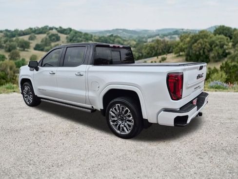 Used 2024 GMC Sierra 1500 Denali Ultimate AWD/4WD image 8