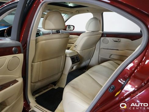 Used 2007 Lexus LS 460 RWD image 30