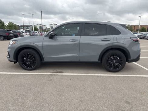 Certified 2026 Honda HR-V Sport image 2