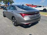 Used 2022 Hyundai Elantra SEL w/ Convenience + Premium Package image 3