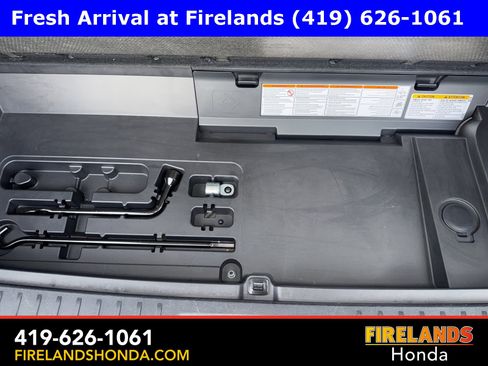 Used 2020 Toyota Highlander XLE image 31