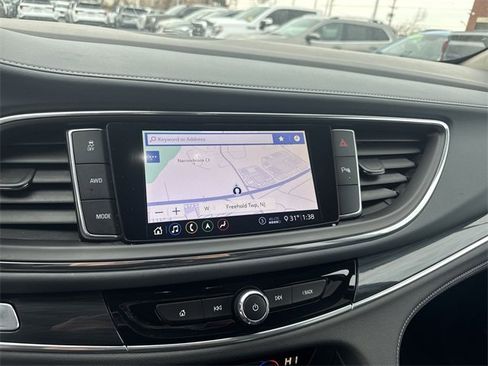 Used 2020 Buick Enclave Essence w/ Sound and Sites Package image 14