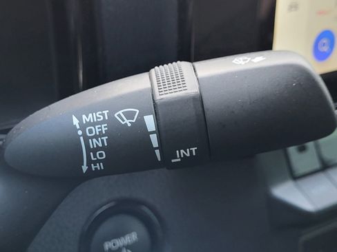 Used 2026 Toyota Camry SE w/ Multimedia Upgrade Package image 34