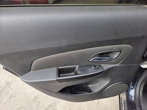 Used 2014 Chevrolet Cruze LT FWD image 9