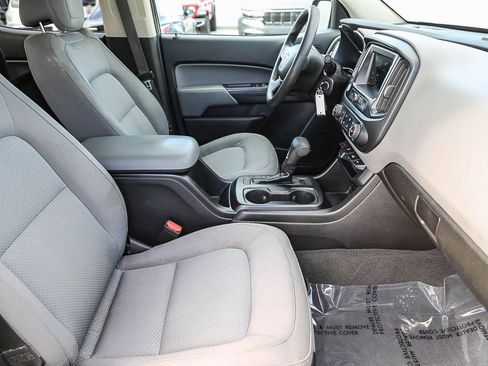 Used 2019 Chevrolet Colorado W/T w/ WT Convenience Package image 17