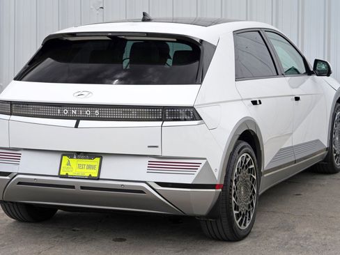 Used 2022 Hyundai Ioniq 5 Limited image 48