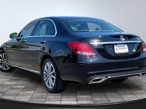 Used 2018 Mercedes-Benz C 300 4MATIC Sedan image 7