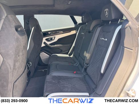 Used 2023 Lamborghini Urus S image 26