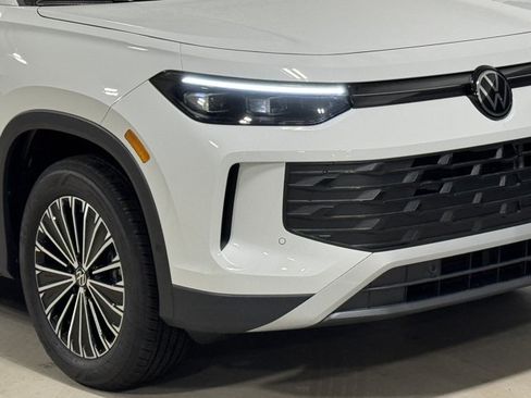 New 2026 Volkswagen Tiguan S AWD/4WD image 3