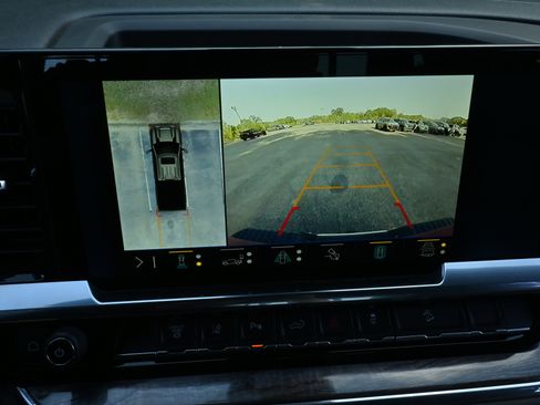 Used 2024 Chevrolet Silverado 2500 LTZ w/ LTZ Plus Package image 26