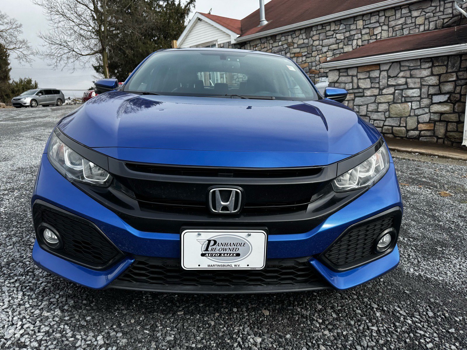 Used 2017 Honda Civic EX-L image 2