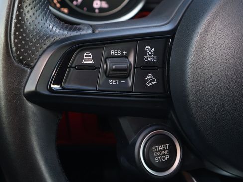 Used 2021 Alfa Romeo Stelvio Sprint w/ Nero Edizione image 22