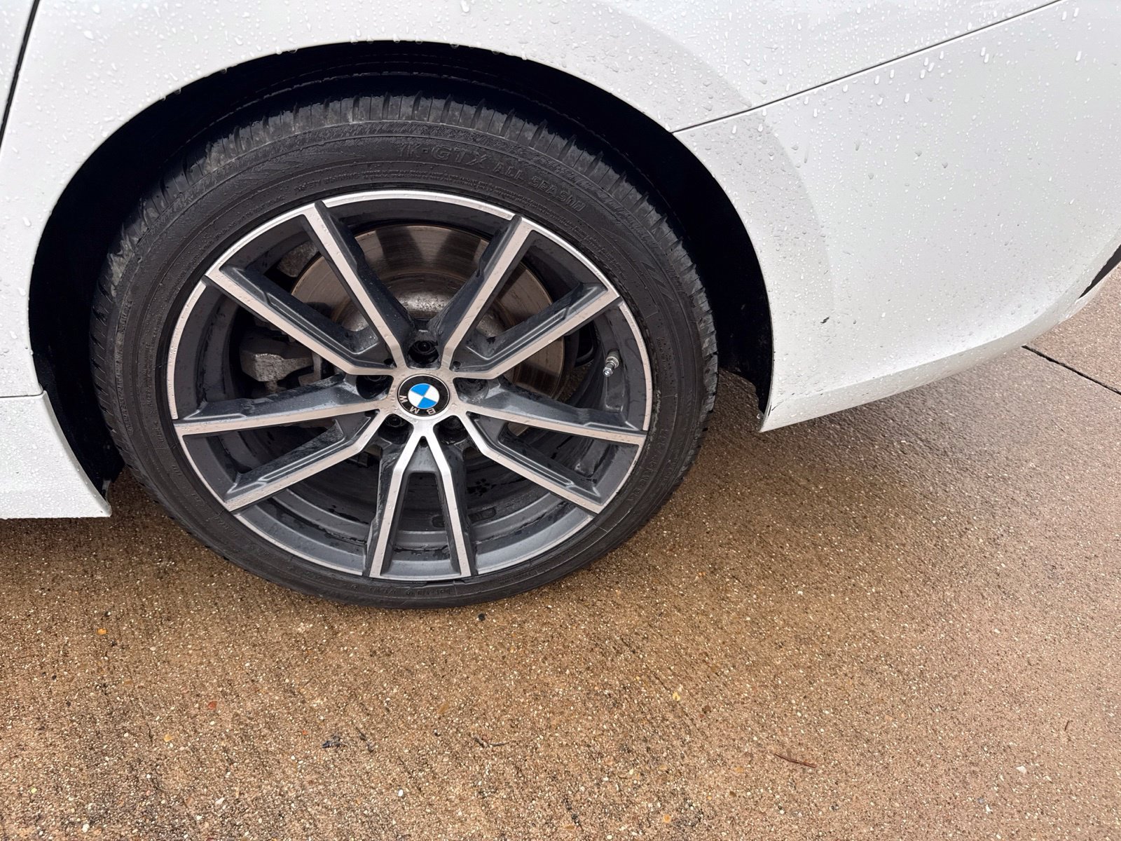 Used 2020 BMW 330i Sedan w/ Convenience Package RWD image 10