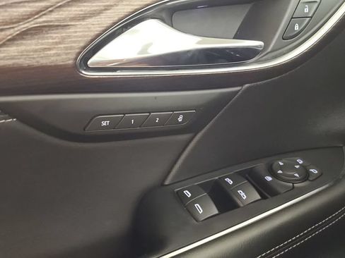 Used 2023 Buick Envision Avenir AWD/4WD image 22
