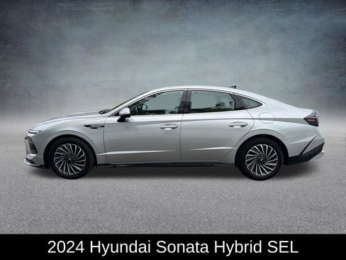 Used 2024 Hyundai Sonata SEL FWD image 3