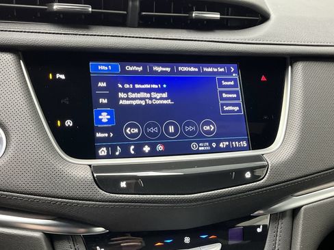 Used 2026 Cadillac XT5 Luxury w/ LPO, Floor Liner Package AWD/4WD image 17