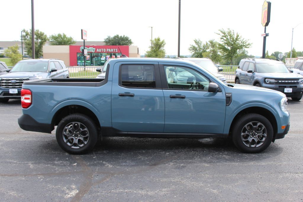 Used 2023 Ford Maverick XLT FWD image 6