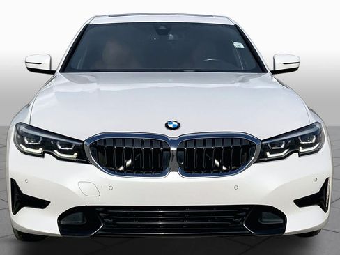 Used 2022 BMW 330i Sedan w/ Premium Package 2 RWD image 4