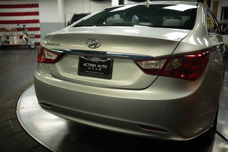 Used 2013 Hyundai Sonata GLS FWD image 6