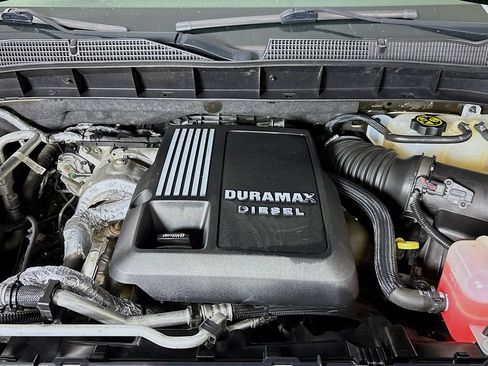 Used 2021 GMC Sierra 1500 AT4 w/ AT4 Value Package AWD/4WD image 34