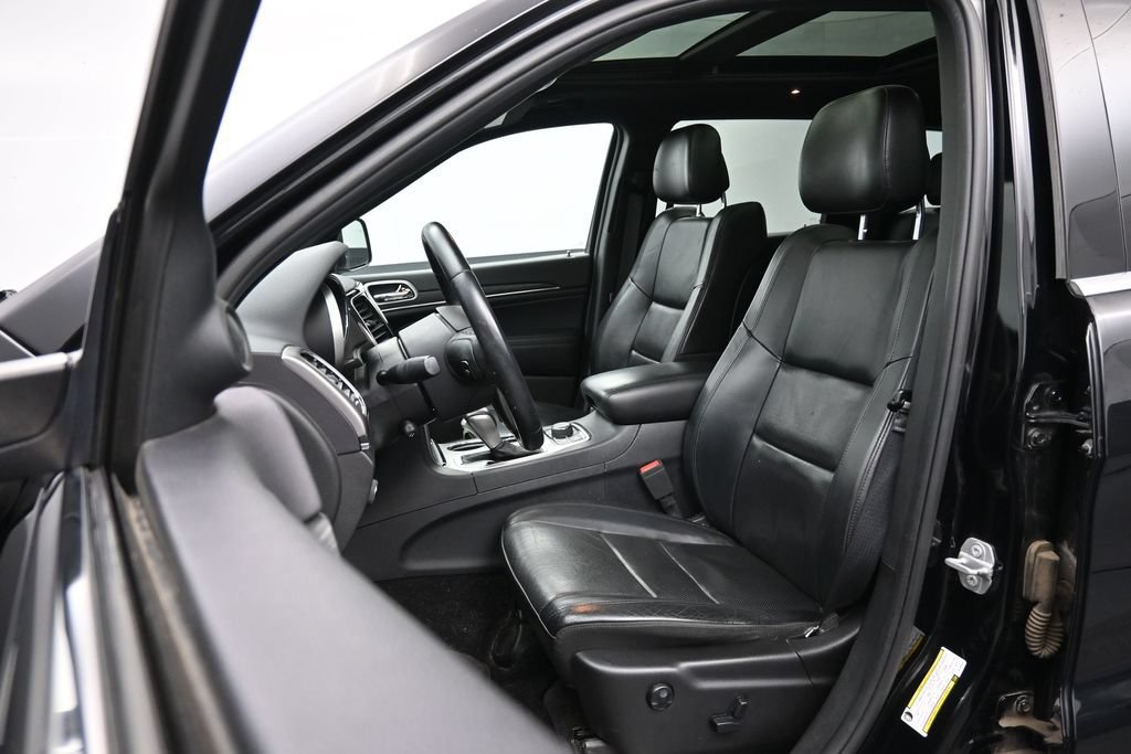 Used 2019 Jeep Grand Cherokee Limited w/ Luxury Group II AWD/4WD image 23