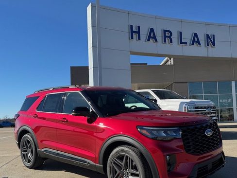 New 2026 Ford Explorer ST-Line w/ ST-Line Street Pack image 1