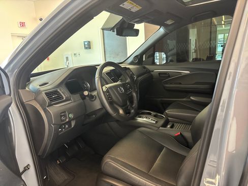 Certified 2023 Honda Passport EX-L image 12