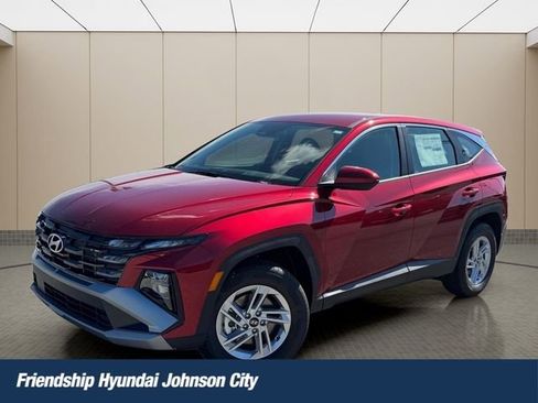 New 2026 Hyundai Tucson SE AWD/4WD image 1