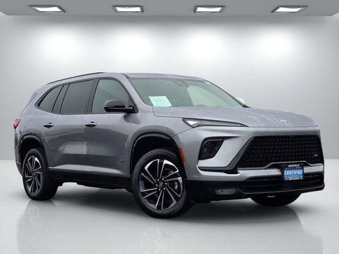 Certified 2025 Buick Enclave Sport Touring image 1