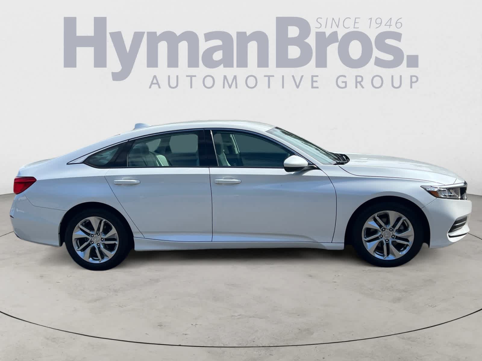 Used 2018 Honda Accord LX image 2