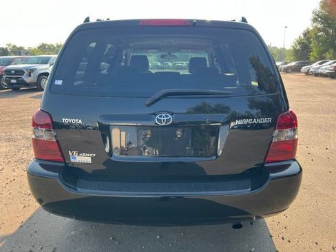 Used 2004 Toyota Highlander 4WD V6 image 4