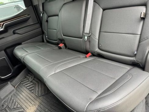 Used 2024 Chevrolet Silverado 1500 RST AWD/4WD image 7