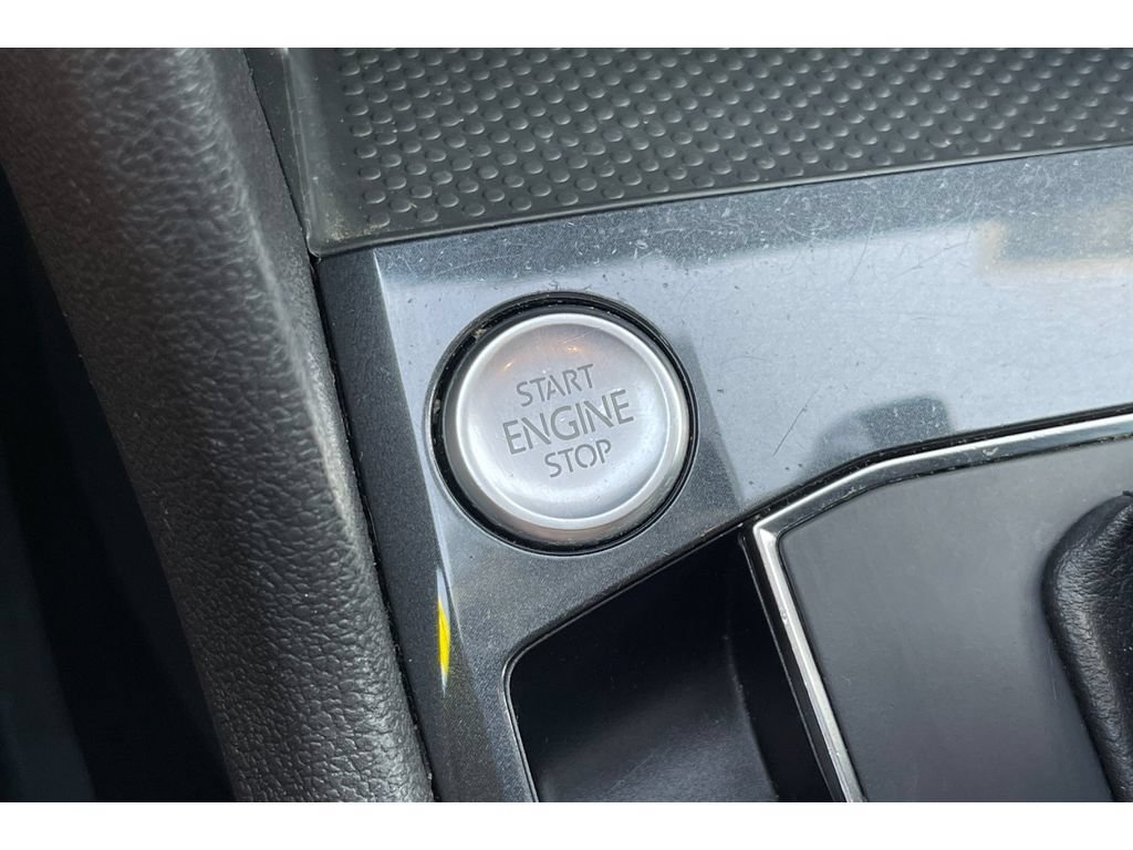 Used 2019 Volkswagen Tiguan SE AWD/4WD image 34
