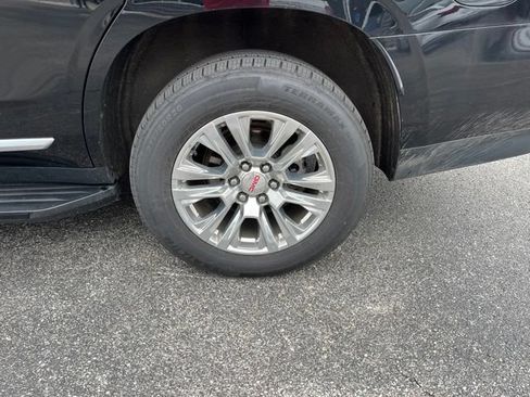 Used 2024 GMC Yukon Denali AWD/4WD image 5