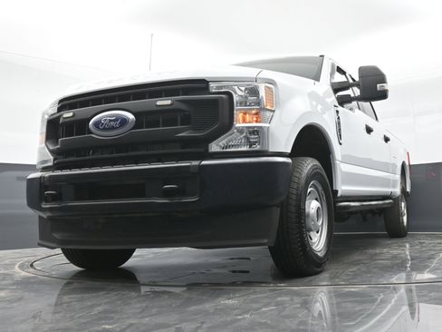 Used 2022 Ford F250 XL w/ Power Equipment Group AWD/4WD image 42