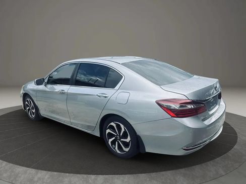 Used 2017 Honda Accord EX-L image 3