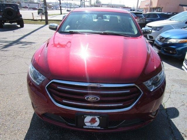 Used 2017 Ford Taurus Limited FWD image 2