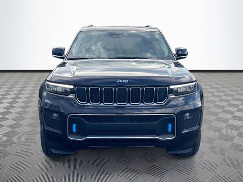 Used 2022 Jeep Grand Cherokee Overland AWD/4WD image 2