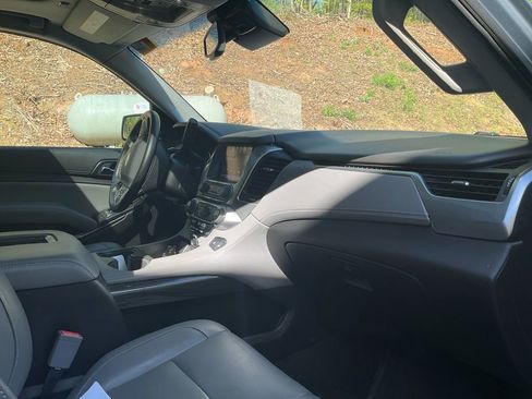 Used 2016 Chevrolet Tahoe LT w/ Luxury Package image 11