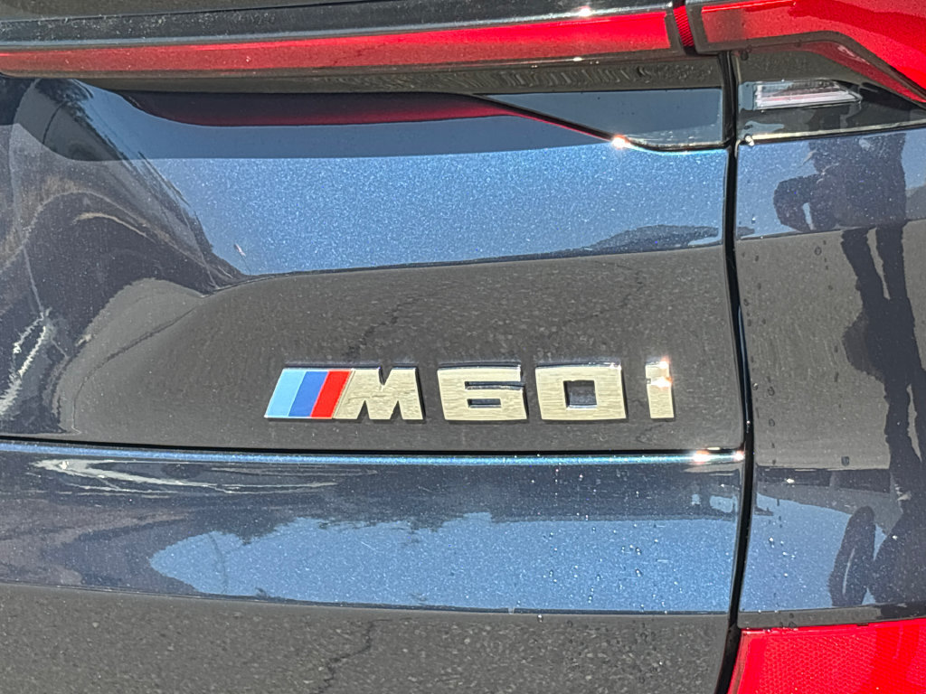 Used 2024 BMW X5 M60i AWD/4WD image 12