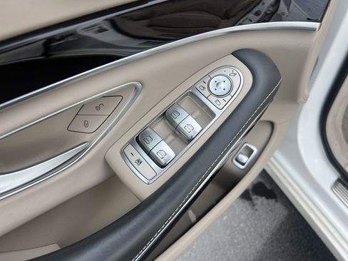 Certified 2019 Mercedes-Benz Maybach S 650 image 17