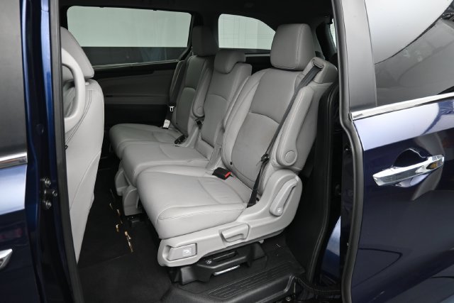 Certified 2024 Honda Odyssey EX-L image 12