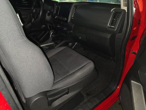 Used 2022 Nissan Frontier S w/ Technology Package image 8