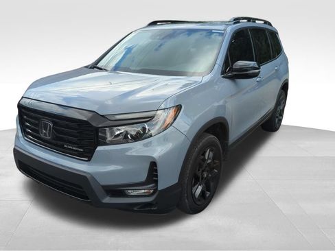 Certified 2025 Honda Passport Black Edition image 1